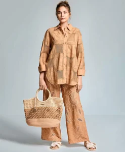 Blouse beige