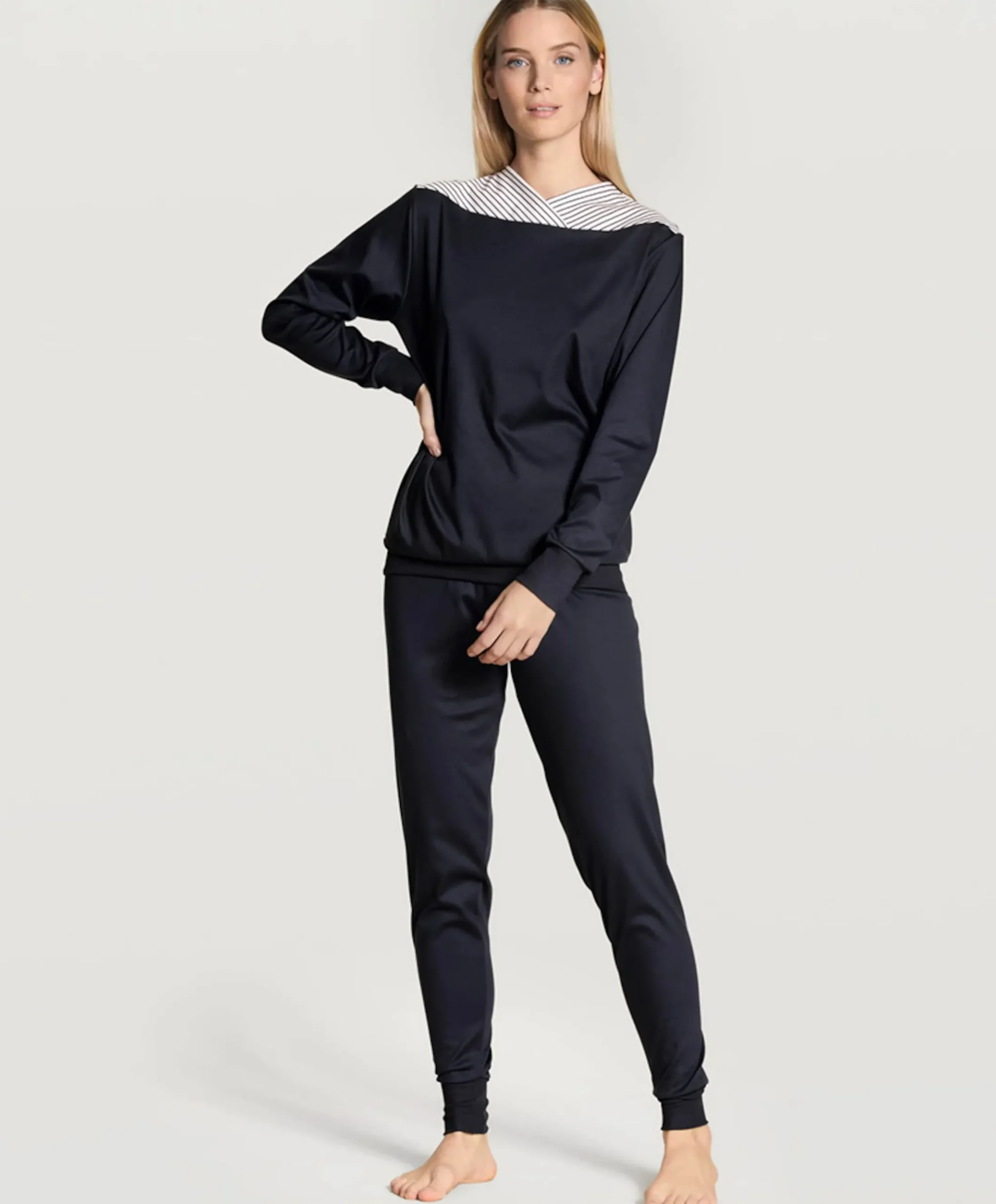 Dames pyjamaset blauw