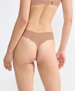 Dames string beige