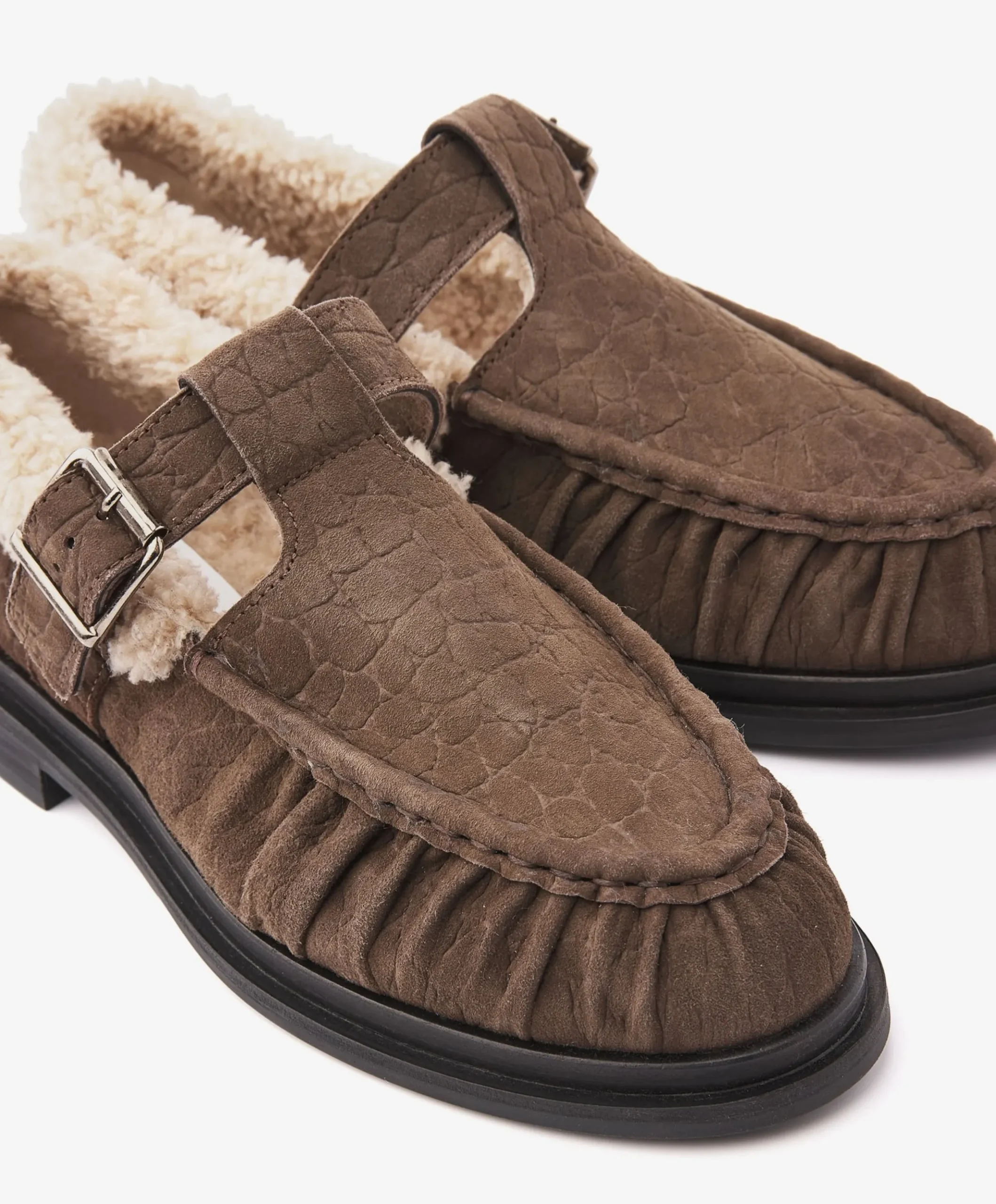 Fae Remi dames loafers bruin