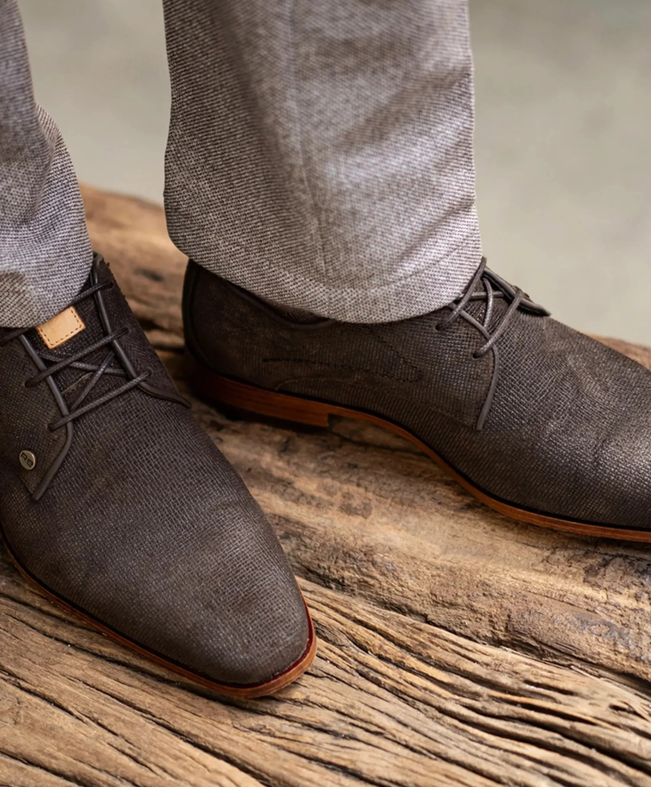 GREG WALL SUE heren veterschoenen bruin