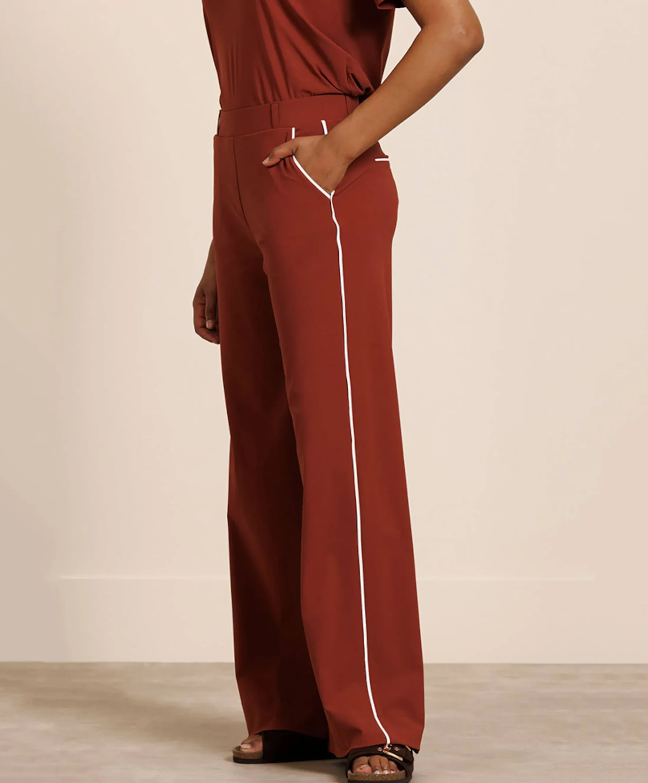 Lexie piping dames broek brique