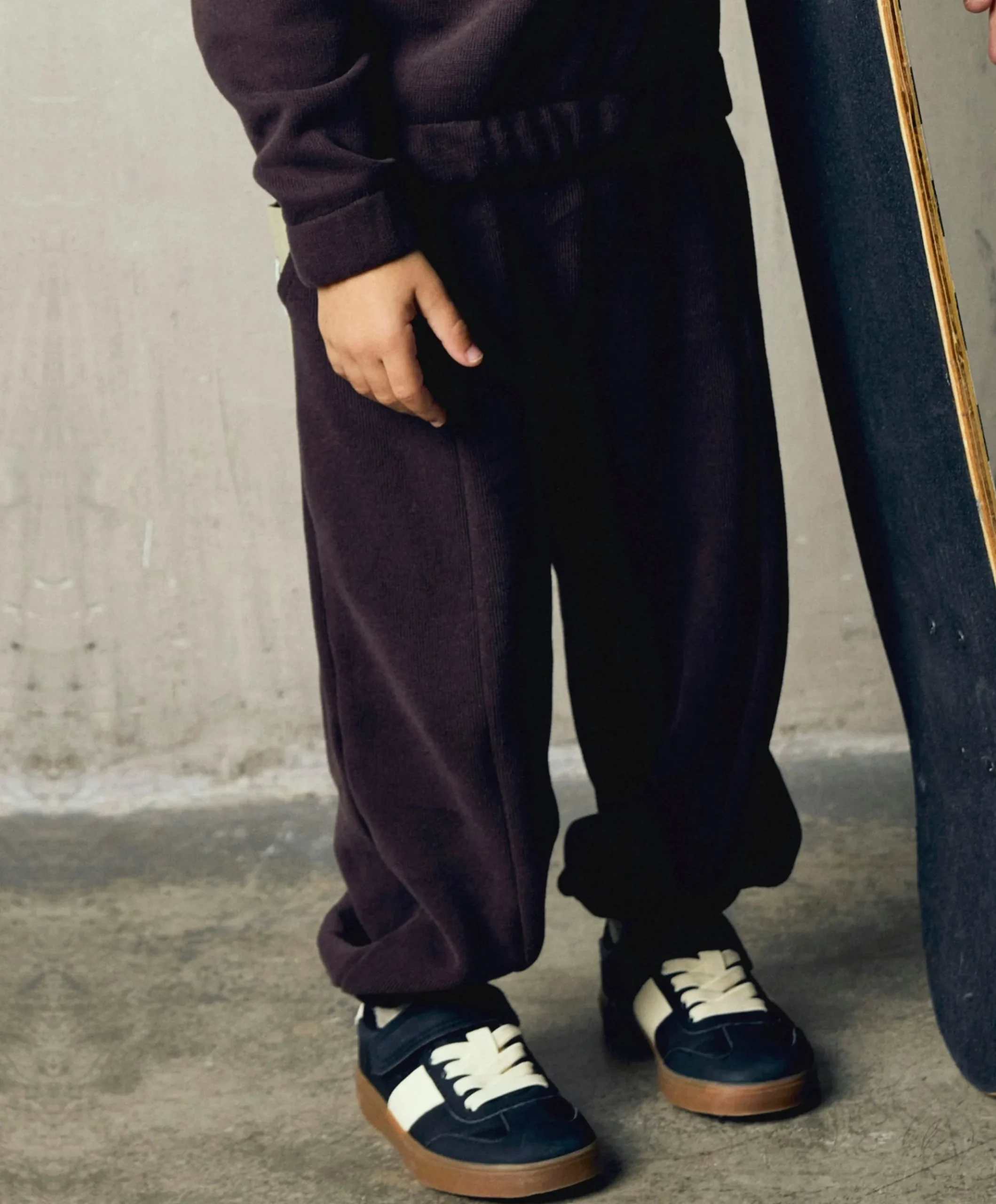 NMMOSBORNE BARREL SWEAT PANT meisjes broek bruin